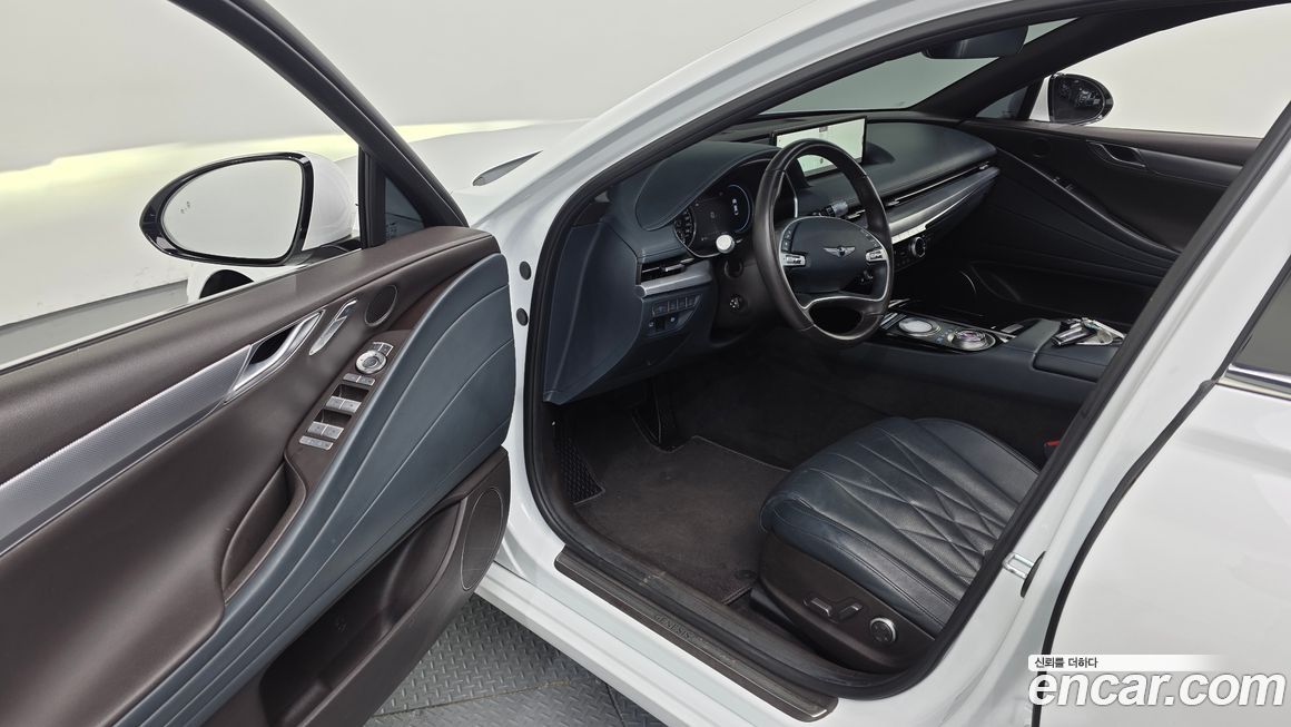 Genesis G80 2021
