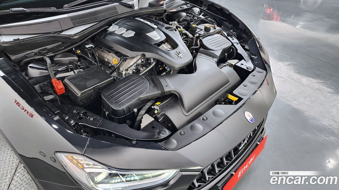 Maserati Ghibli 2019