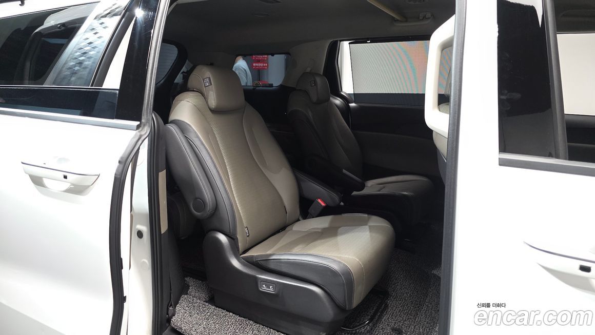 Kia Canival 2024