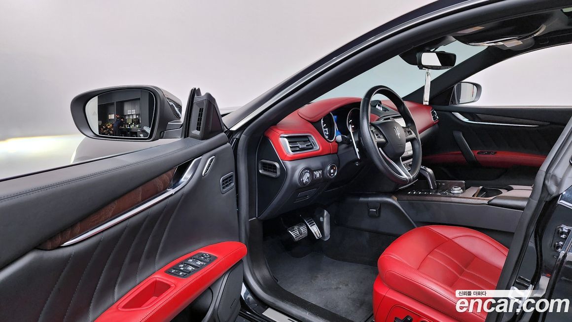 Maserati Ghibli 2019