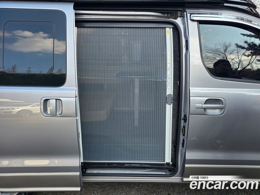 Hyundai Starex 2019