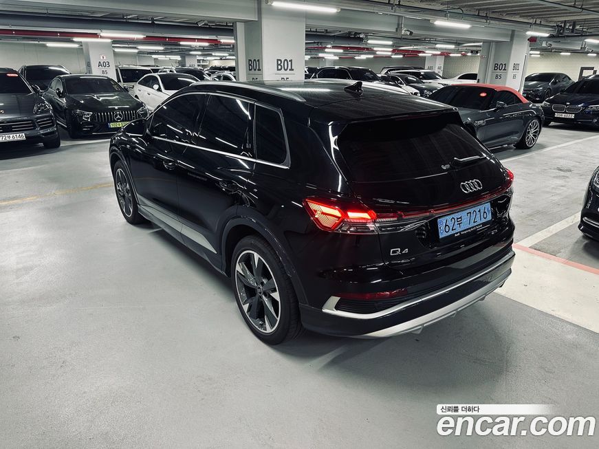 Audi Q4 e-tron 2023