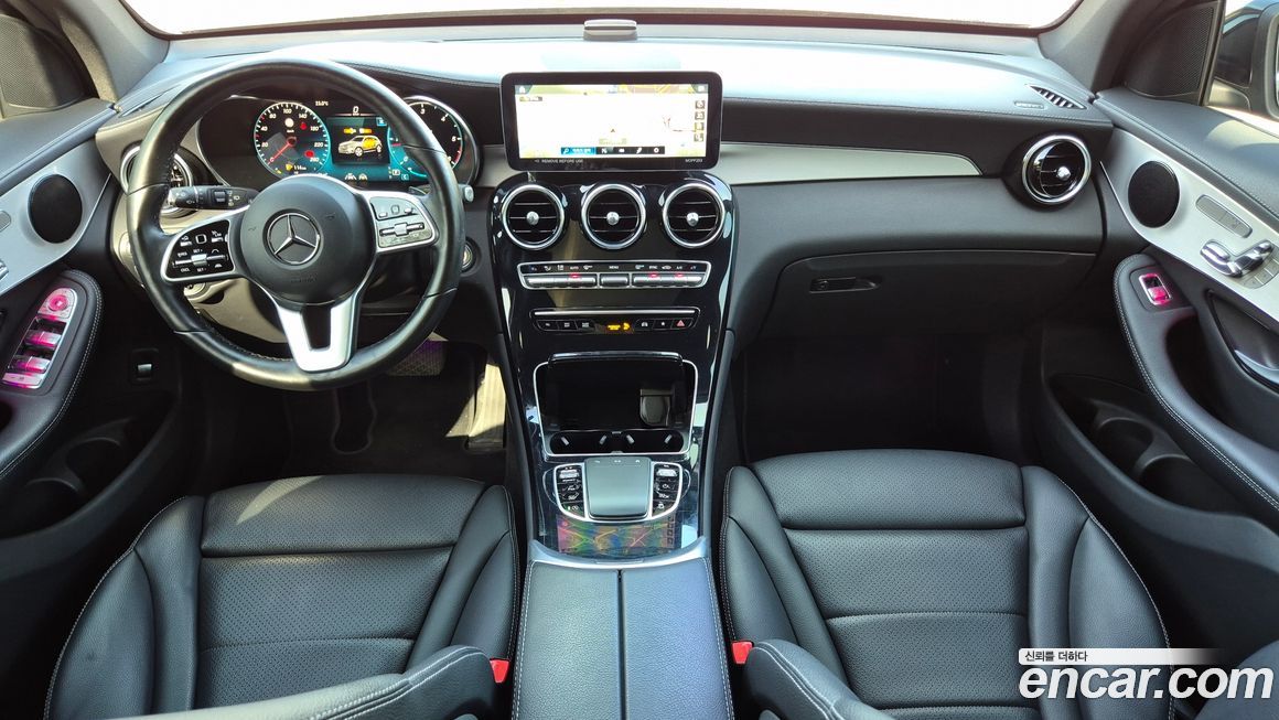 Mercedes-Benz GLC-Class 2022