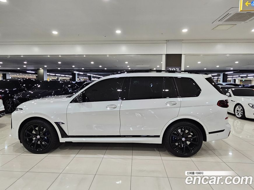 BMW X7 2024
