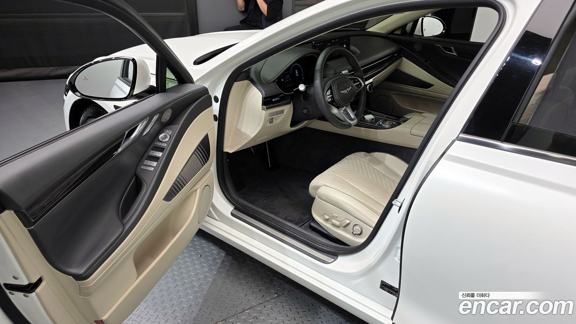 Genesis G80 2023