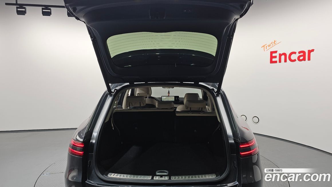 Genesis GV70 2023
