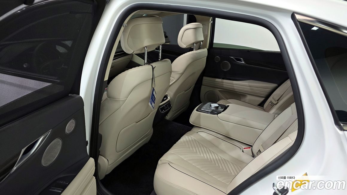 Genesis G80 2023