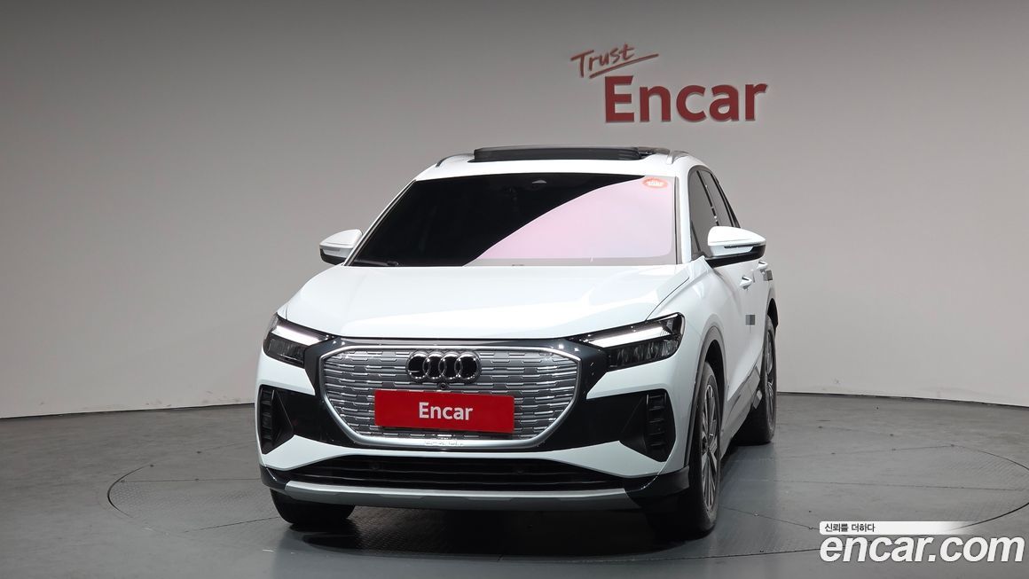 Audi Q4 e-tron 2025