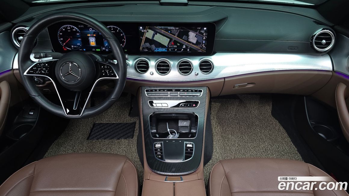 Mercedes-Benz E-Class 2021