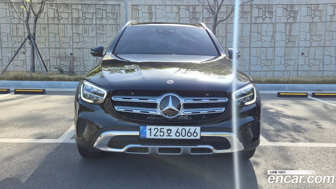 Mercedes-Benz GLC-Class 2022
