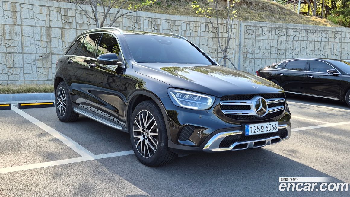Mercedes-Benz GLC-Class 2022