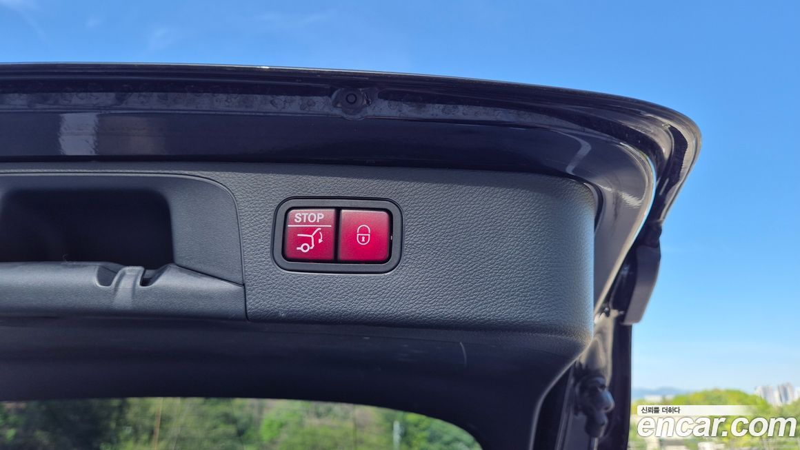 Mercedes-Benz GLC-Class 2022