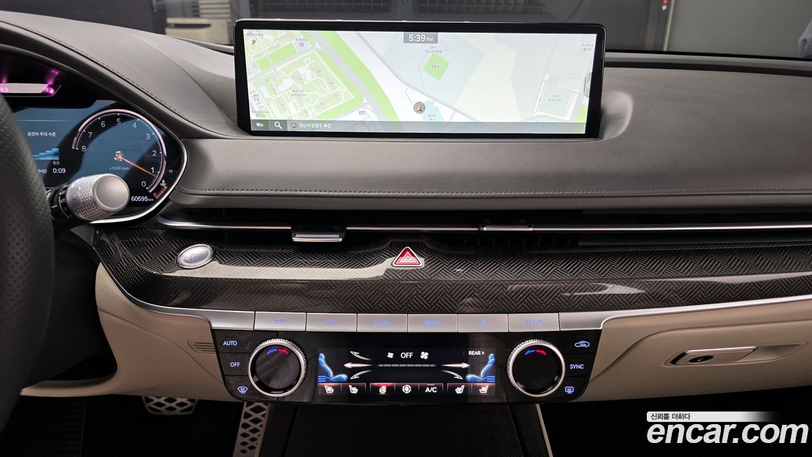 Genesis G80 2023
