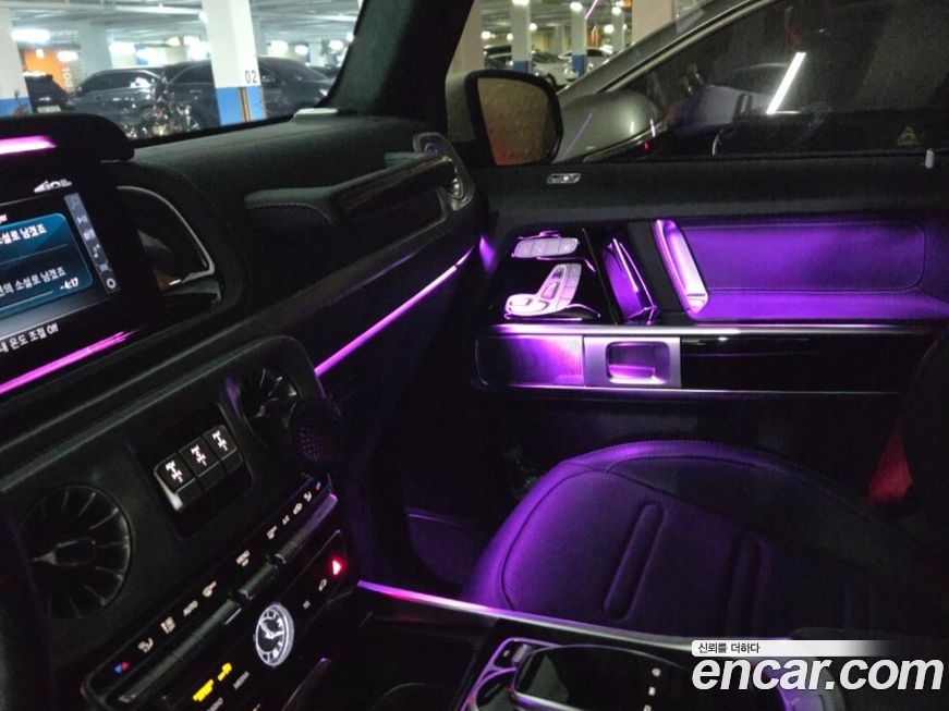 Mercedes-Benz G-Class 2024