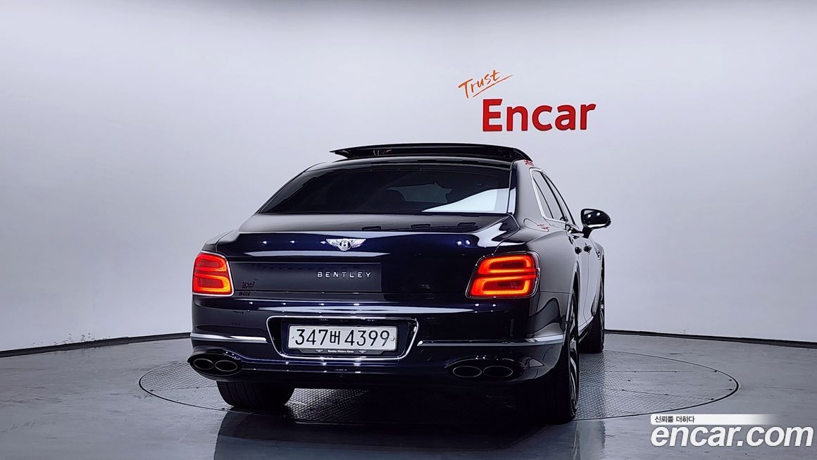 Bentley Flying Spur 2023