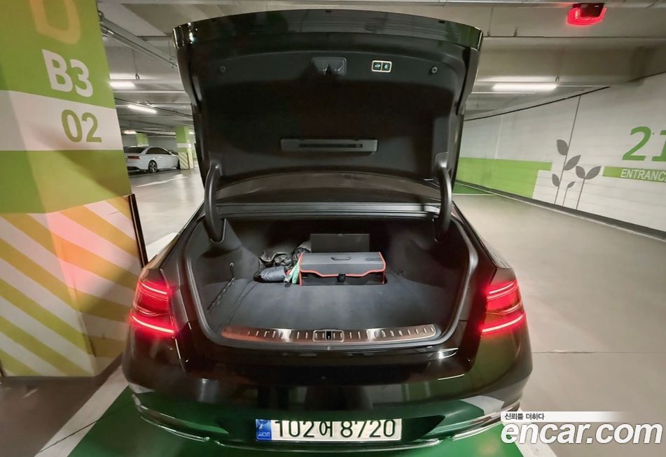 Genesis G90 2023