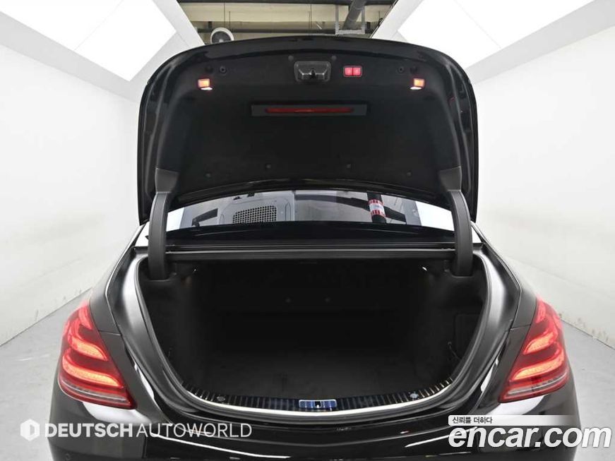 Mercedes-Benz S-Class 2019