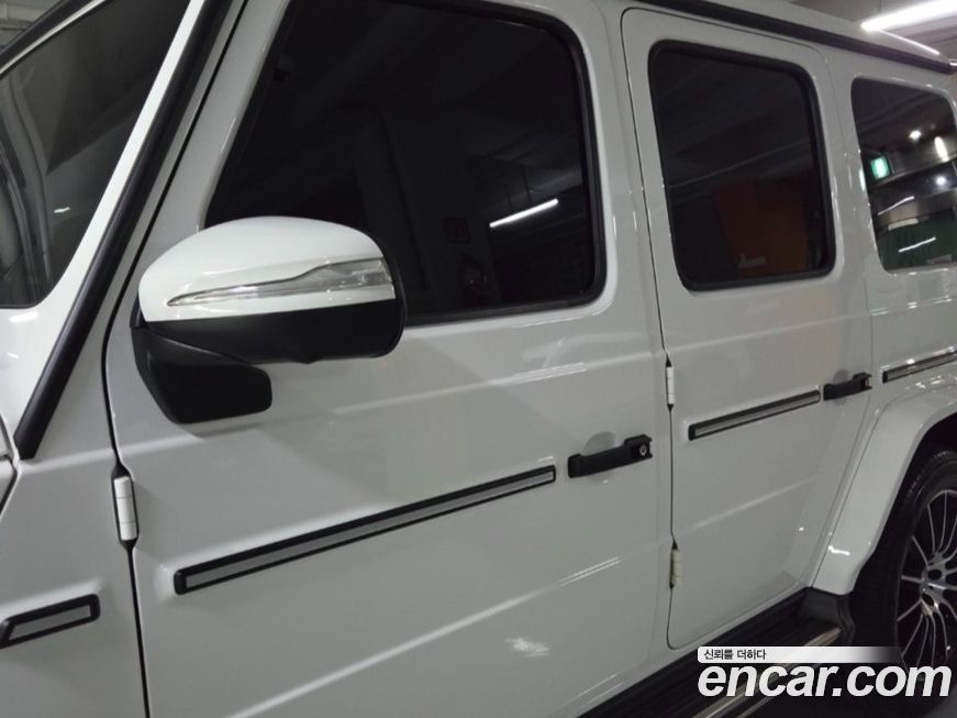 Mercedes-Benz G-Class 2024