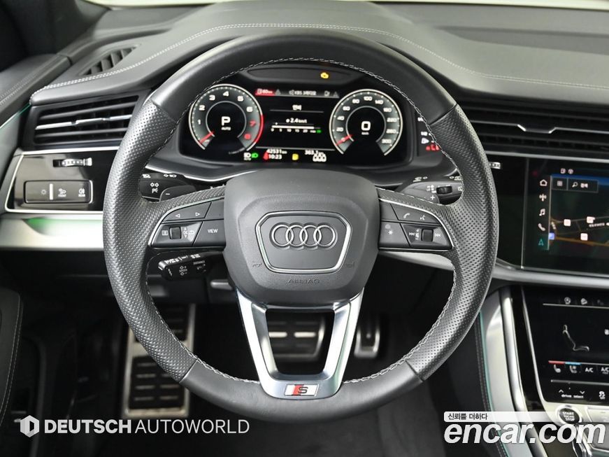 Audi Q8 2022