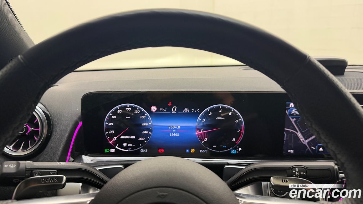 Mercedes-Benz GLB-Class 2025