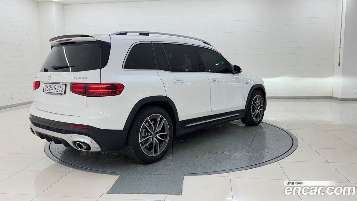 Mercedes-Benz GLB-Class 2025