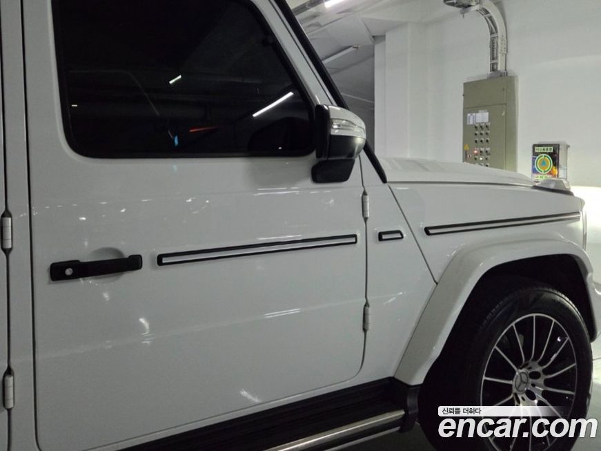 Mercedes-Benz G-Class 2024