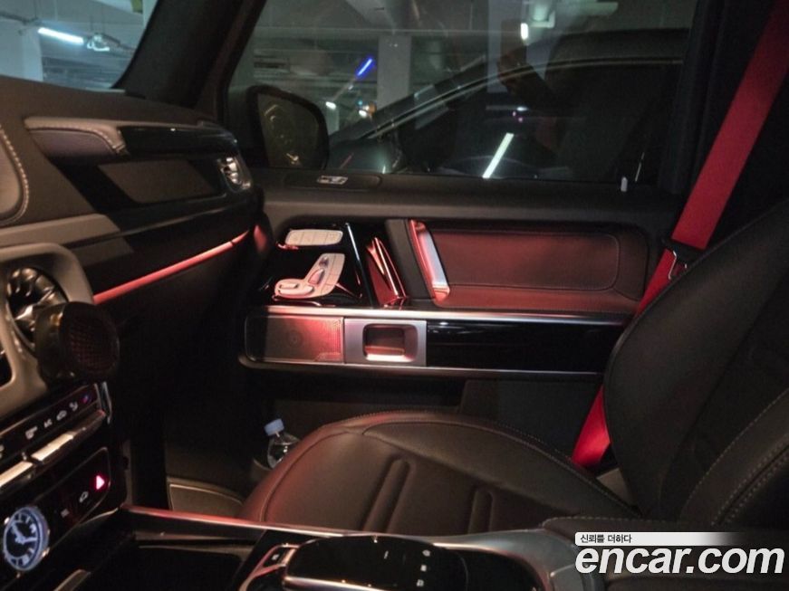 Mercedes-Benz G-Class 2024