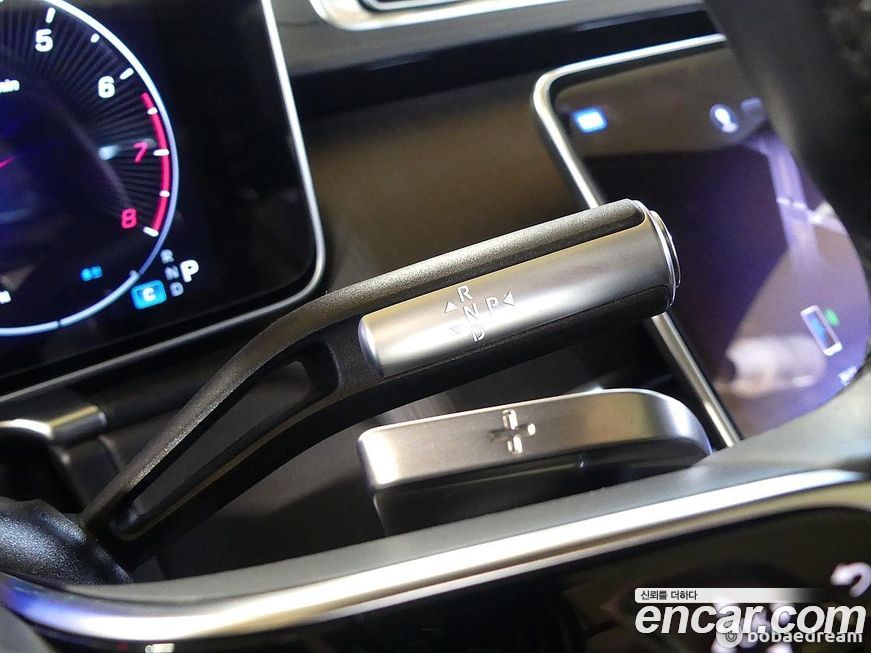 Mercedes-Benz S-Class 2022