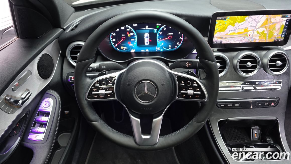 Mercedes-Benz C-Class 2021