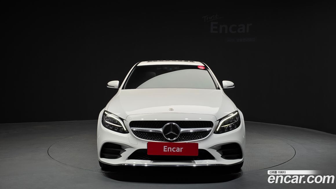 Mercedes-Benz C-Class 2021