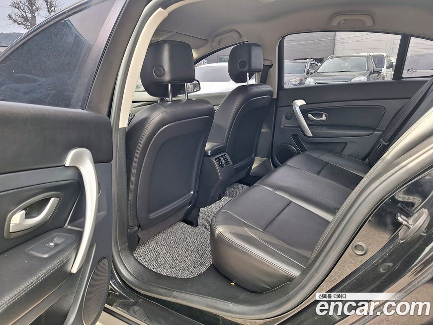 Renault-KoreaSamsung SM5  2013