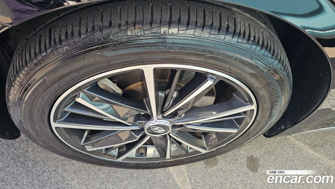 Hyundai Grandeur 2020