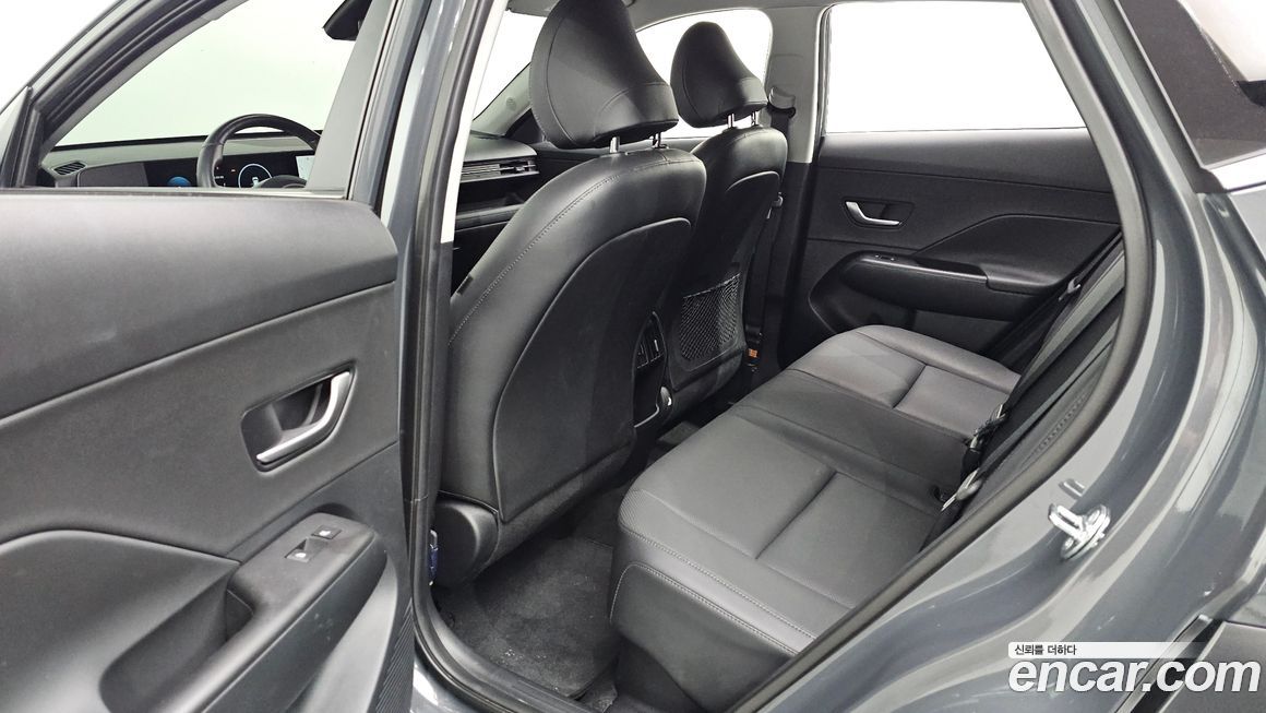 Hyundai Kona 2025
