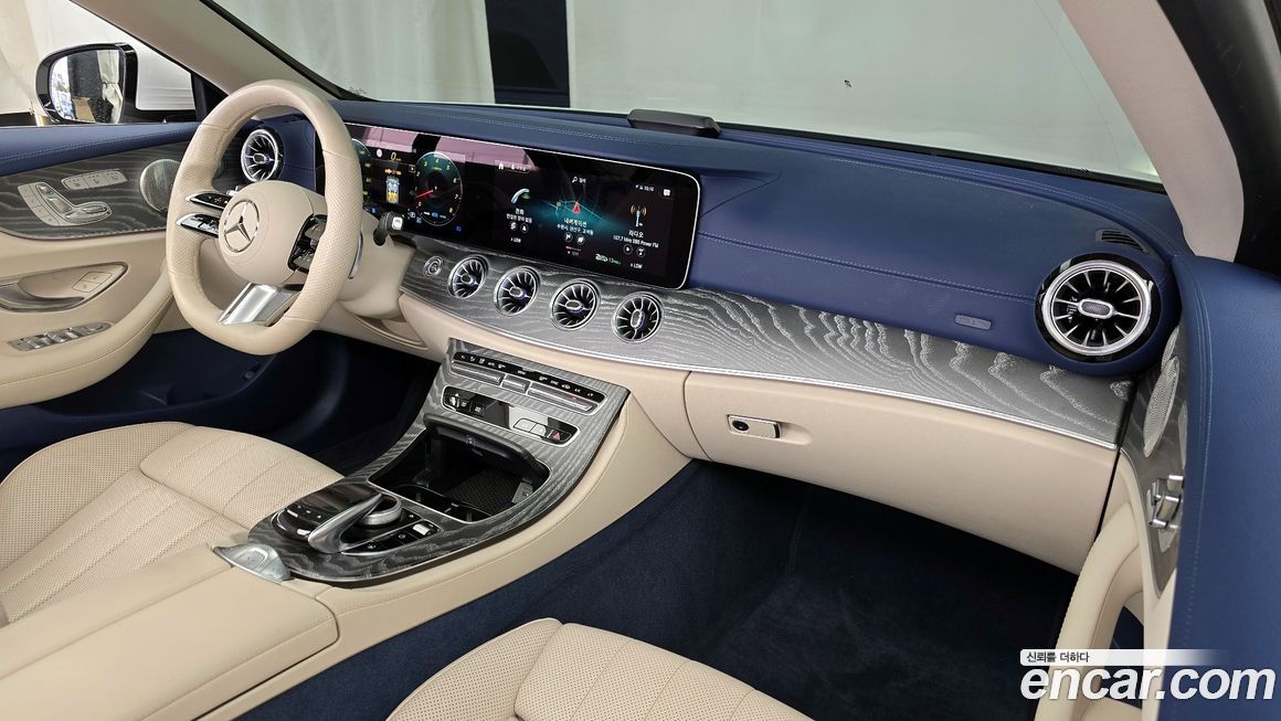 Mercedes-Benz E-Class 2022