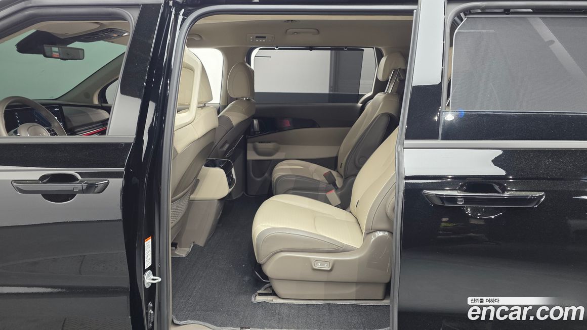 Kia Canival 2024