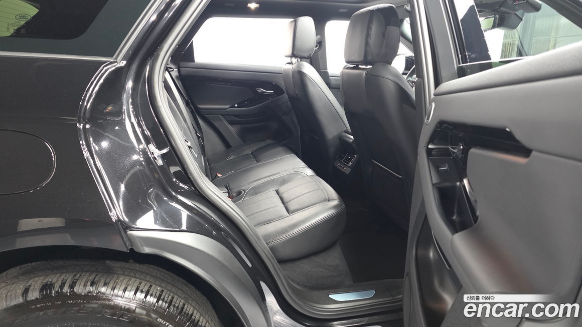 Land Rover Range Rover Evoque 2025