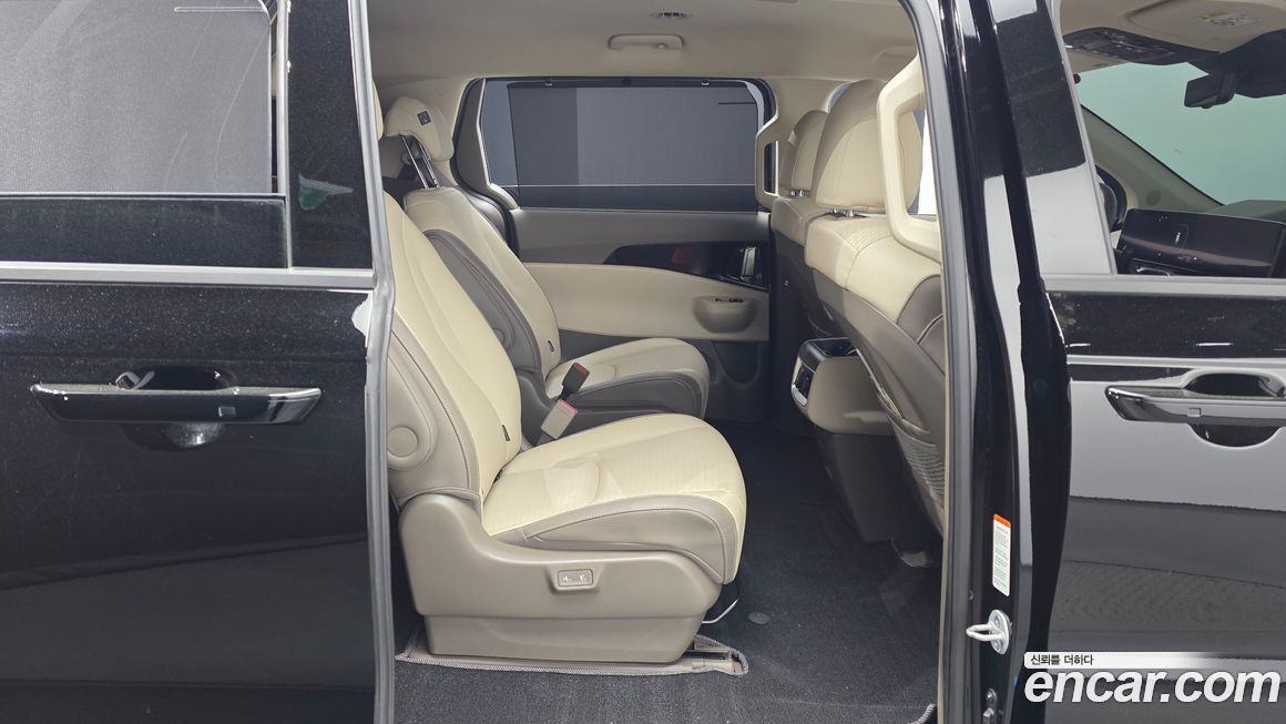 Kia Canival 2024