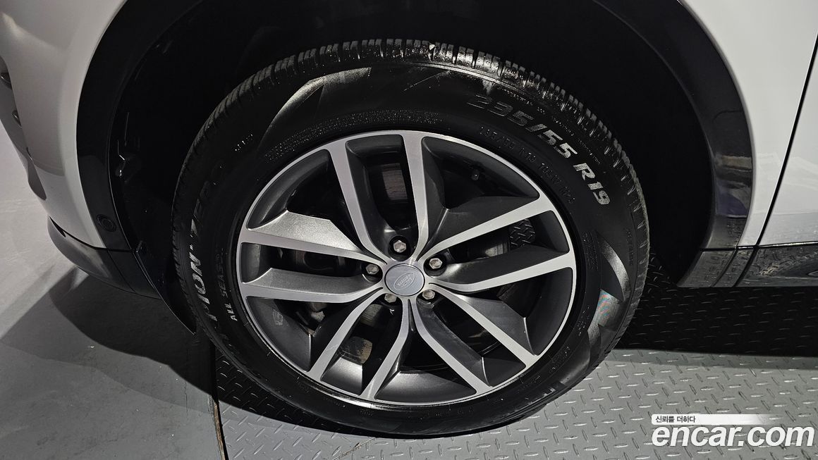 Land Rover Discovery Sport 2025