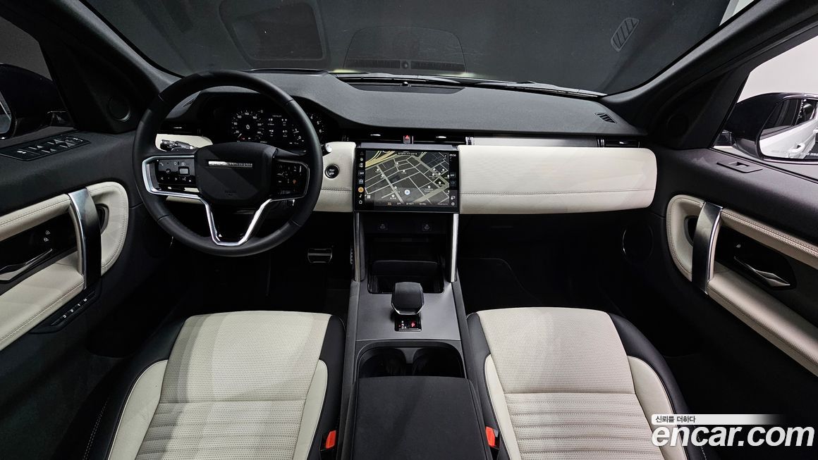 Land Rover Discovery Sport 2025