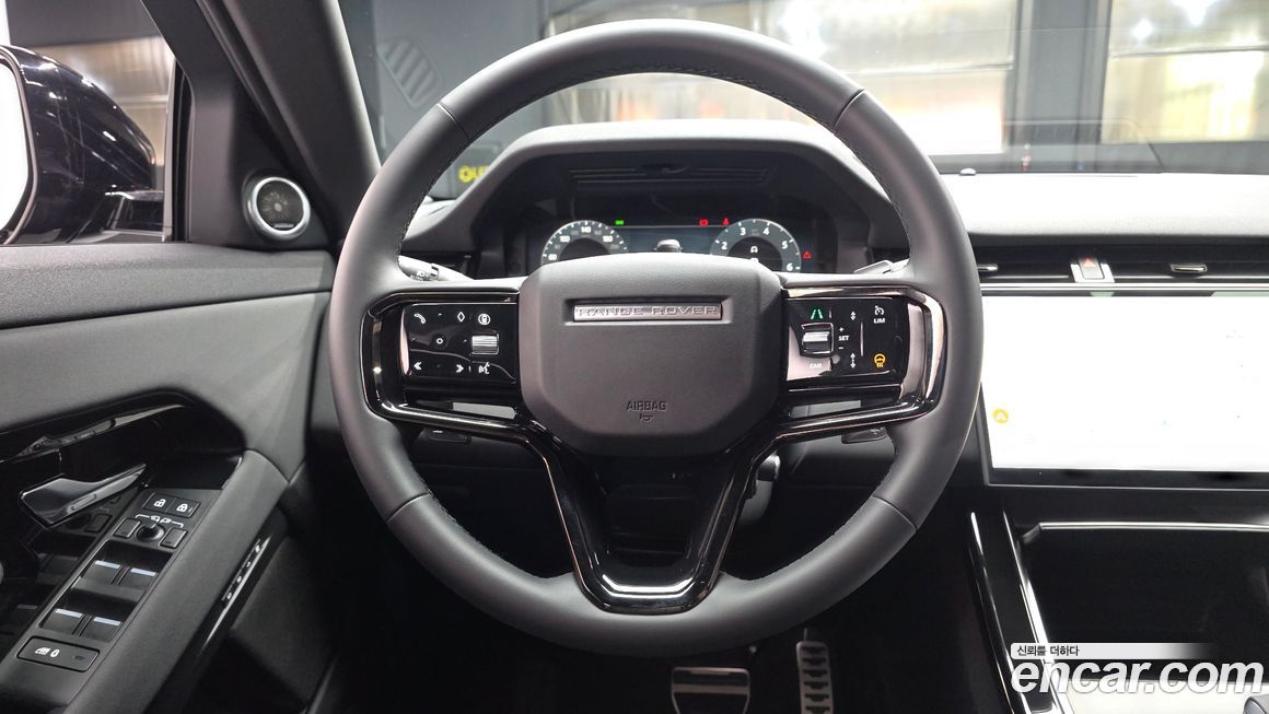 Land Rover Range Rover Evoque 2025