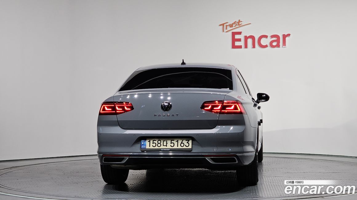 Volkswagen Passat 2022