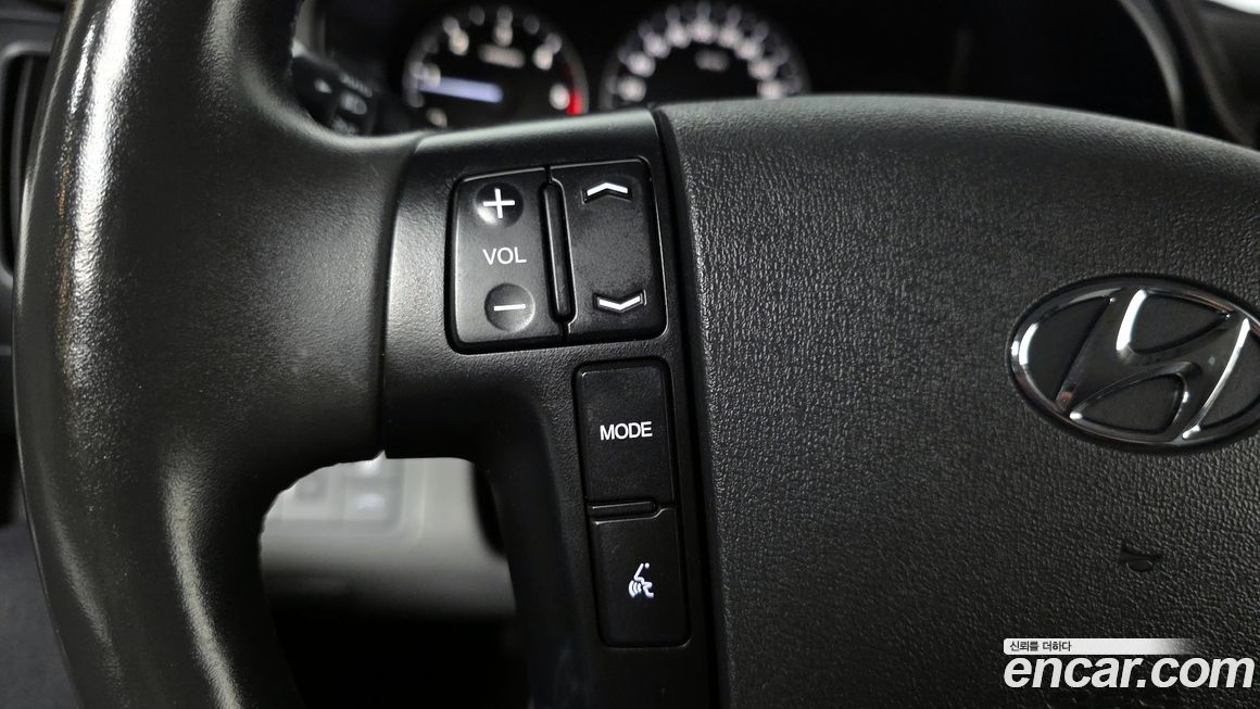 Hyundai Starex 2019