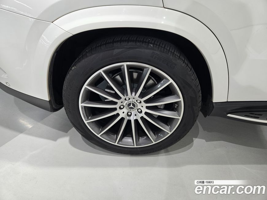 Mercedes-Benz GLE-Class 2023