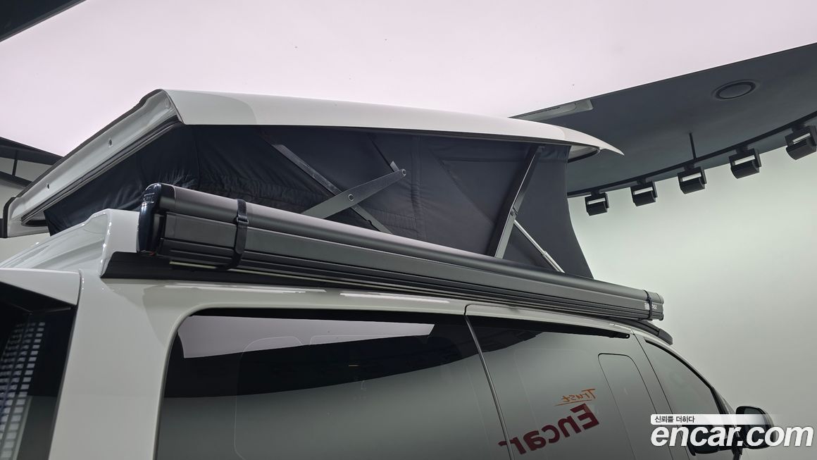 Hyundai Staria 2024