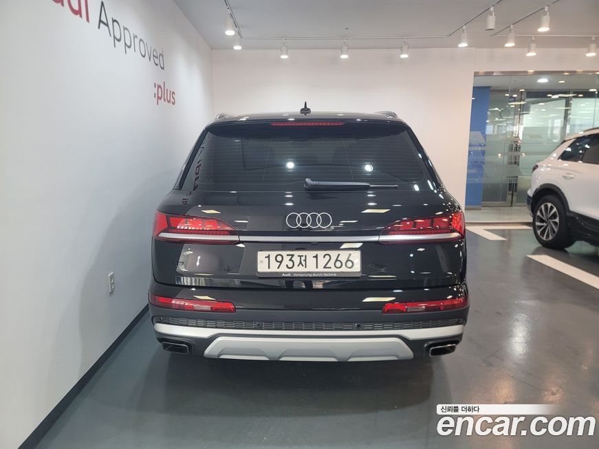 Audi Q7 2025