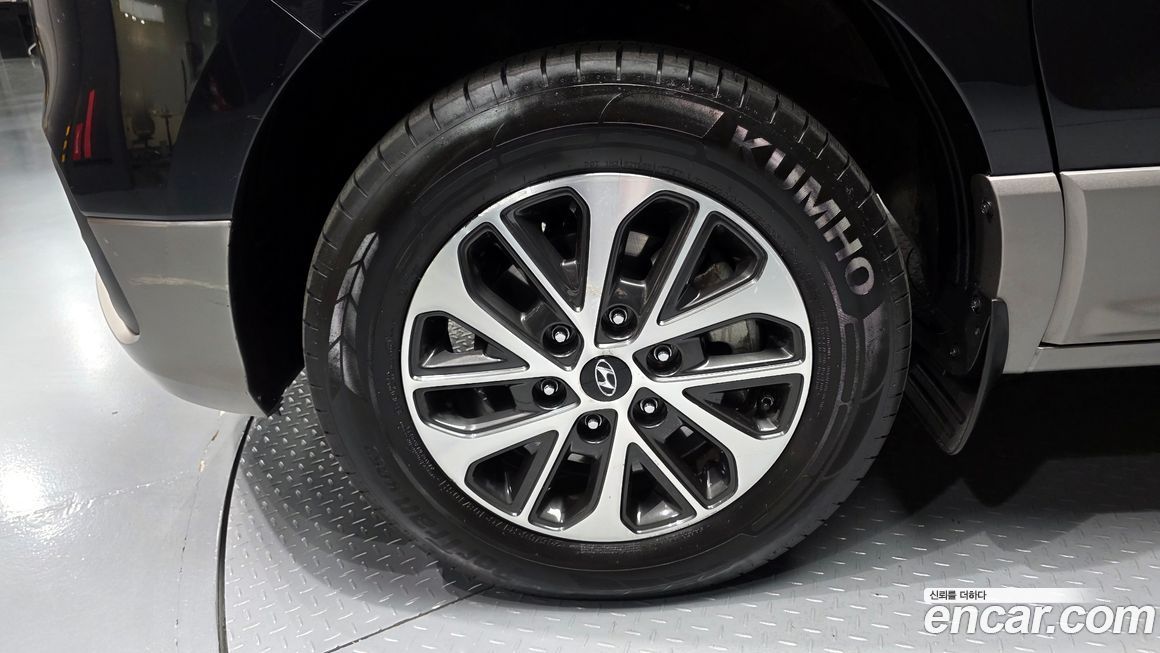 Hyundai Starex 2021