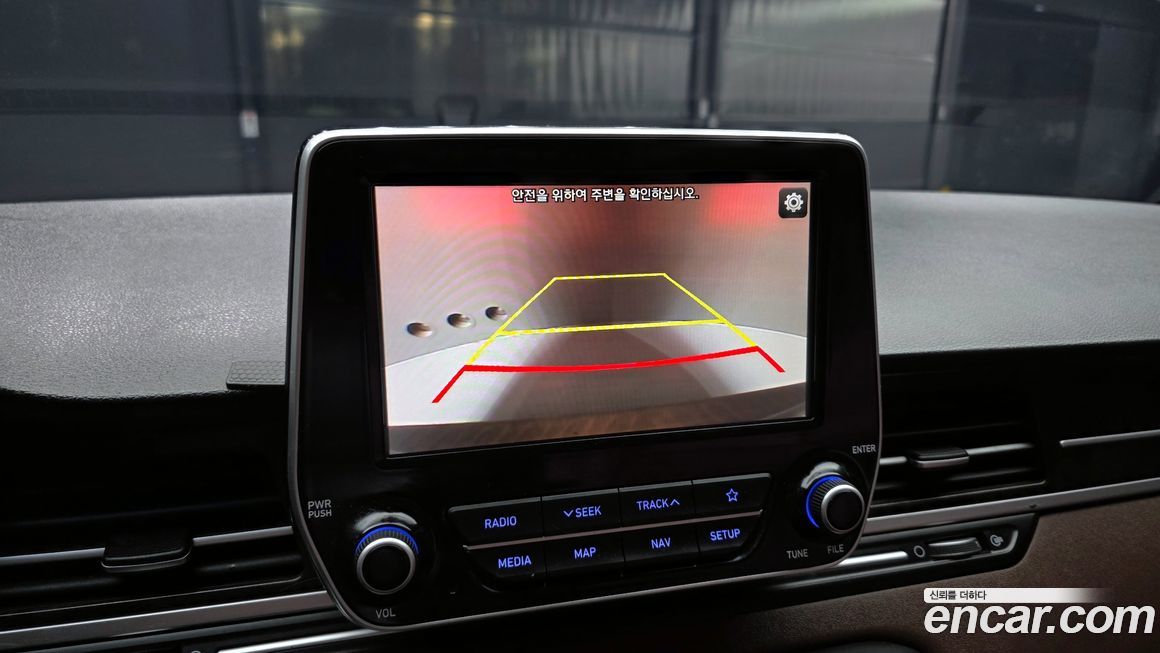 Hyundai Starex 2021