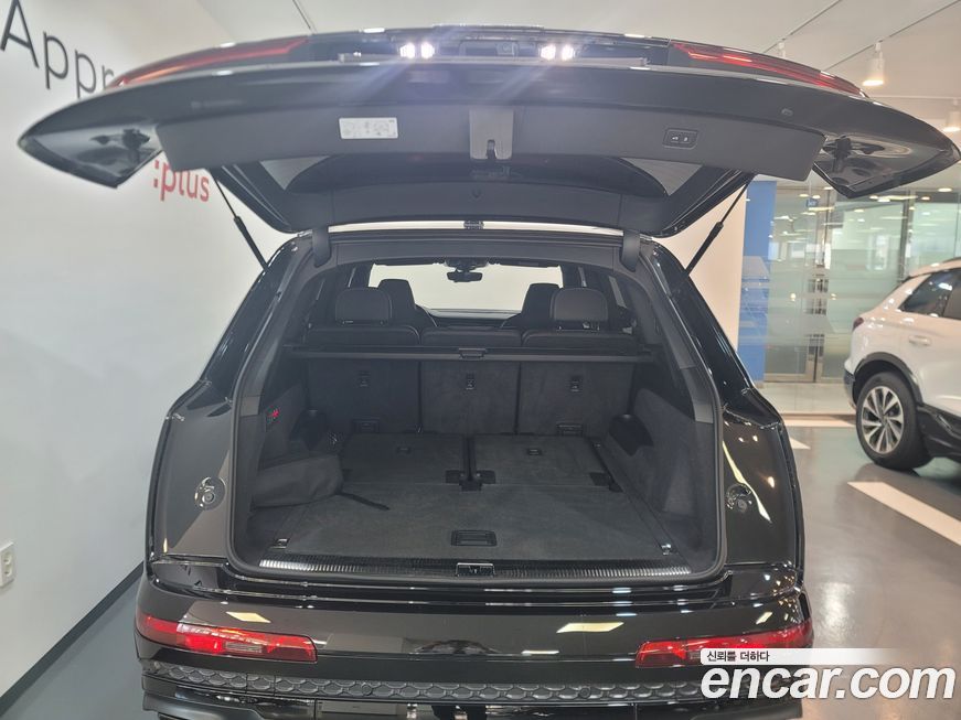 Audi Q7 2025