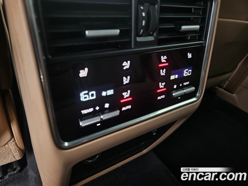 Porsche Cayenne 2023