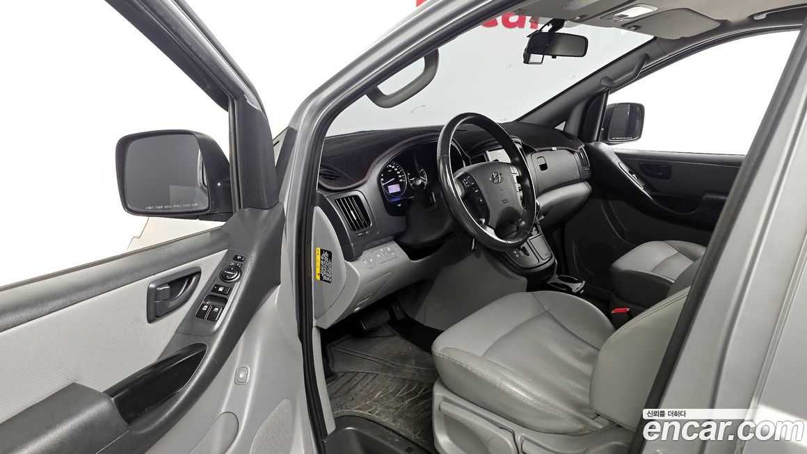 Hyundai Starex 2019